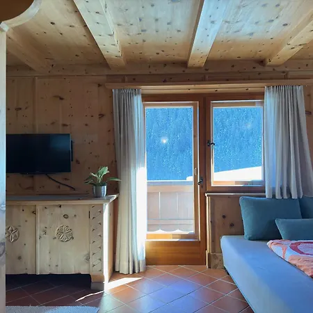 Geissanger, * Тукс